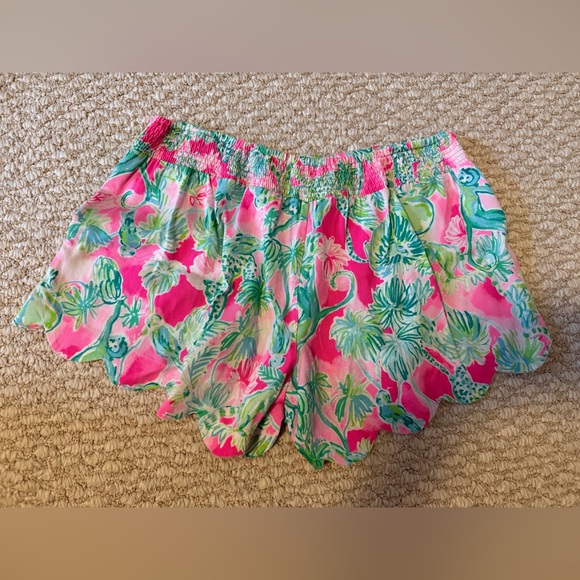 Lilly Pulitzer Dahlia Pink and Green Floral Shorts - Picture 4 of 11